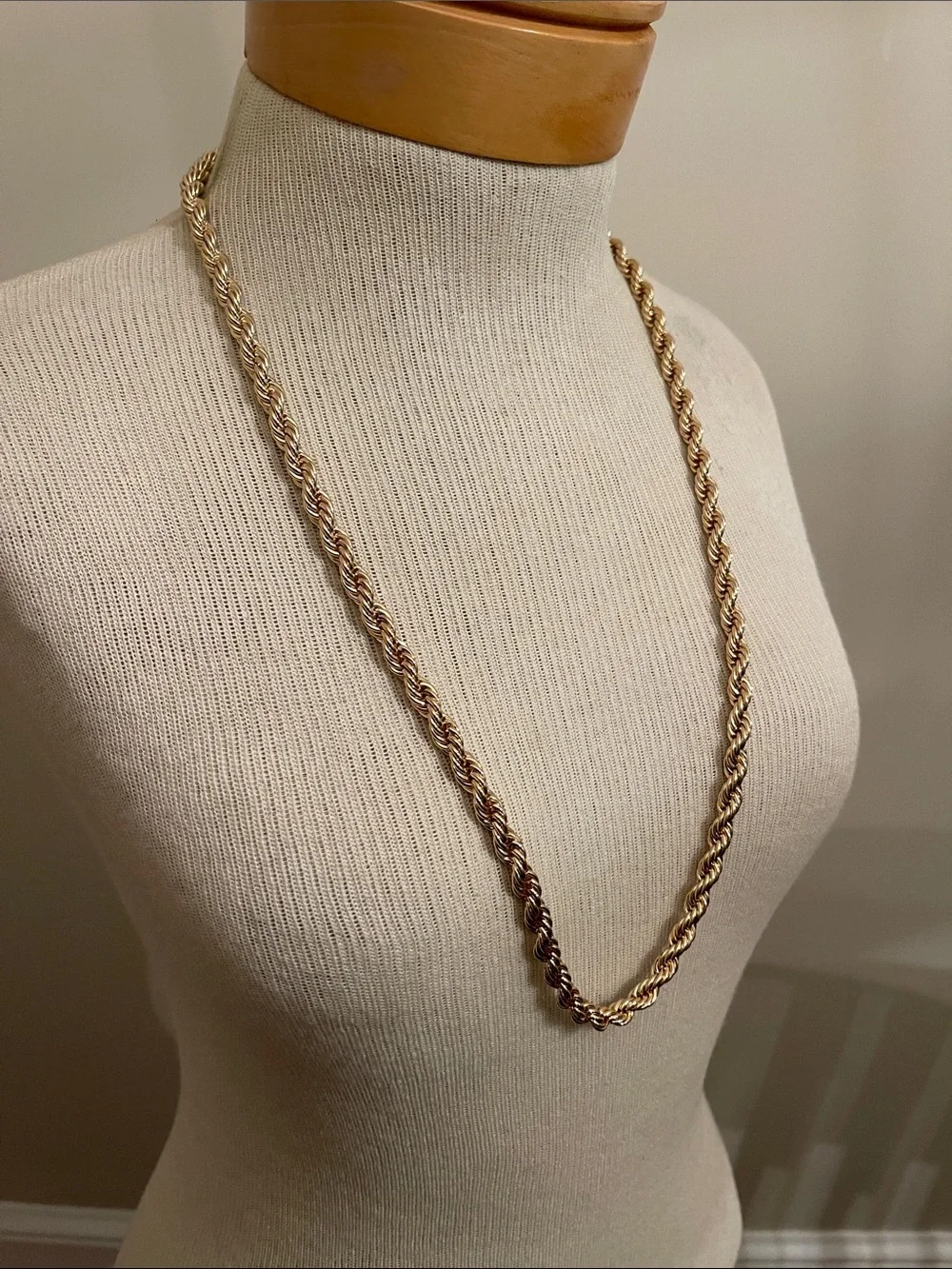 Vintage Style Classic Diamond-Cut Gold-tone Rope Chain Necklace